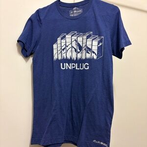 Navy Unplug Books and Mountains Tee Size Small